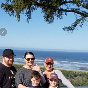 Meet your Posher, Sheila